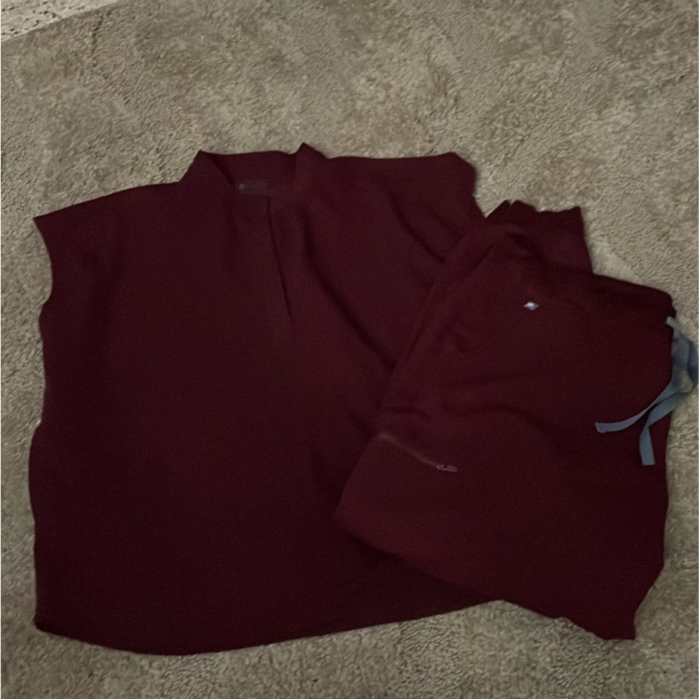 figs scrubs set burgundy women’s